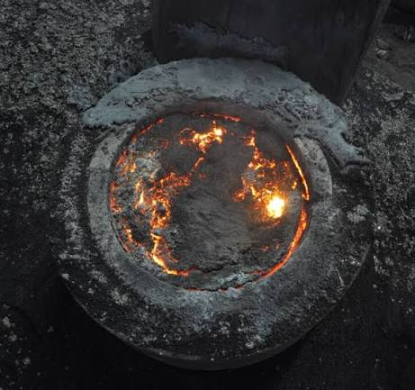 Three Functions of Graphite Blocks in Steelmaking: Thermal Insulation, Carbon Adjustment, and Temperature Rise